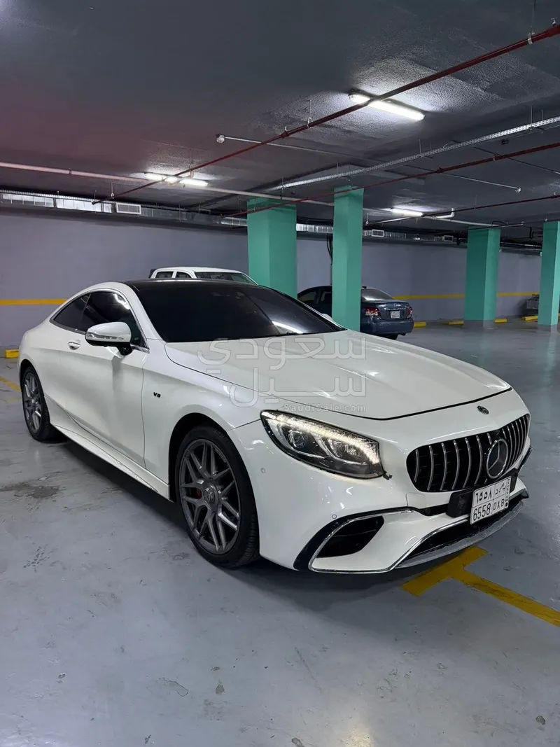 2015 مرسيدس - بنز إس 63 أي إم جي