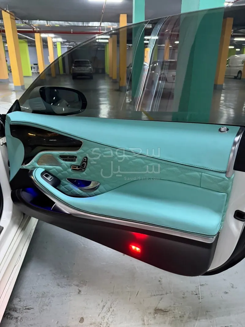 2015 مرسيدس - بنز إس 63 أي إم جي