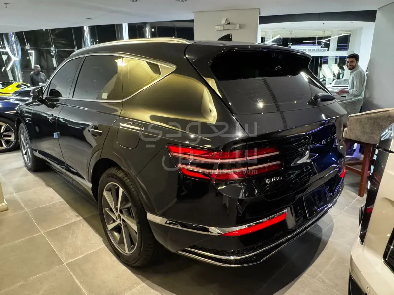 2025 جينيسيس جي في 80