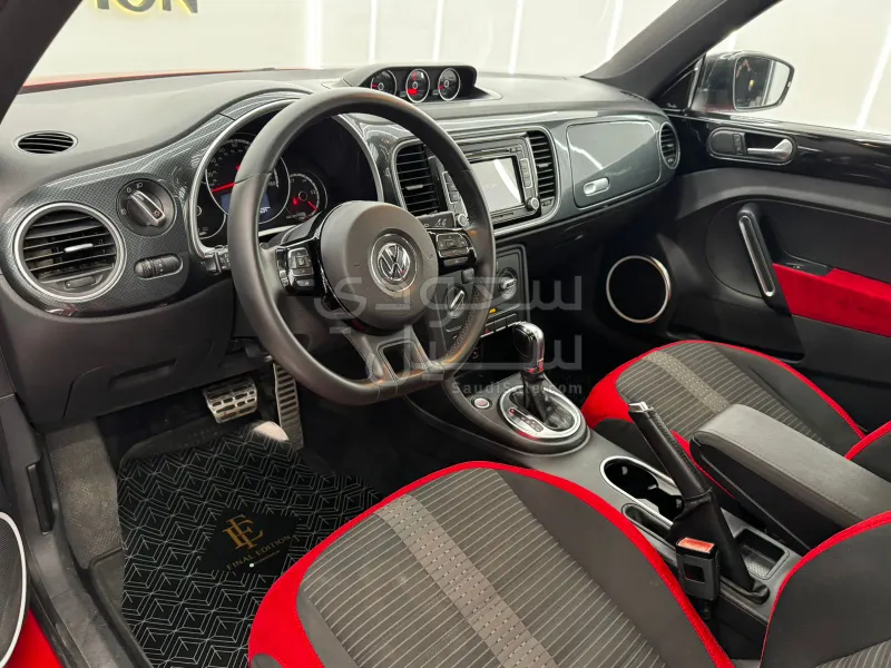 2013 فولكس واجن بيتل