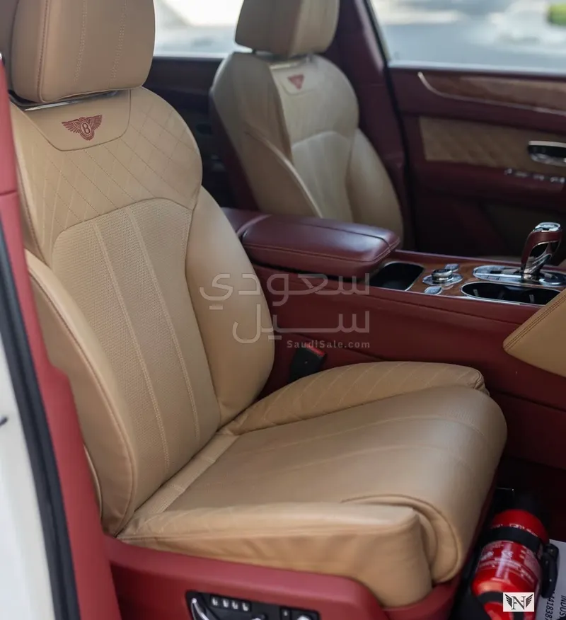 2017 بنتلي بنتايجا