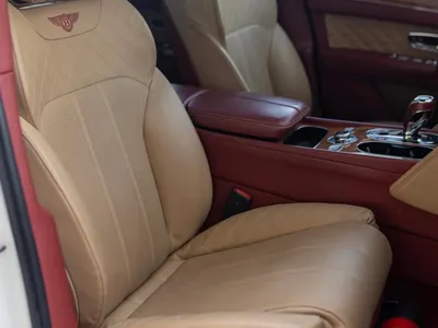 2017 بنتلي بنتايجا