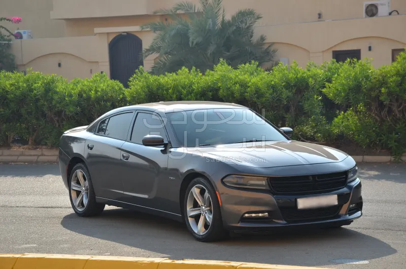 2015 دودج تشارجر ار تي