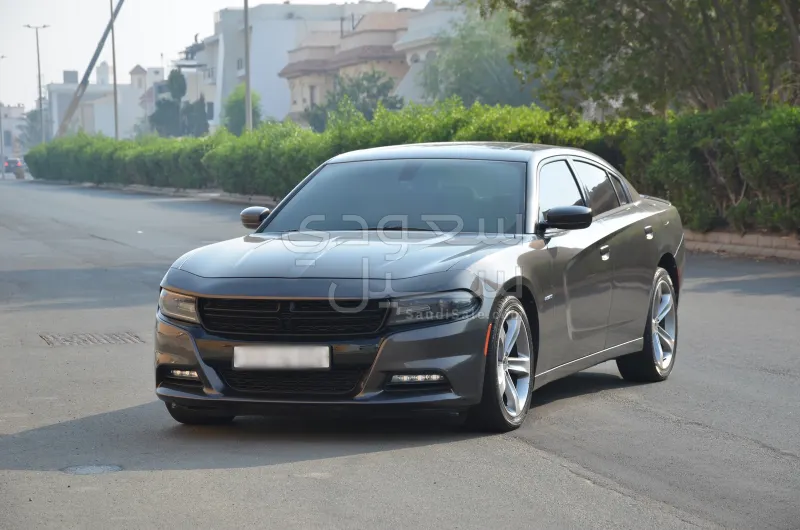 2015 دودج تشارجر ار تي