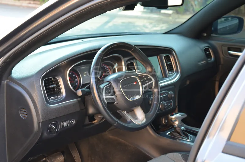 2015 دودج تشارجر ار تي