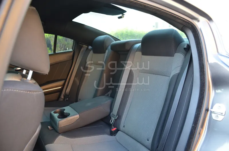 2015 دودج تشارجر ار تي