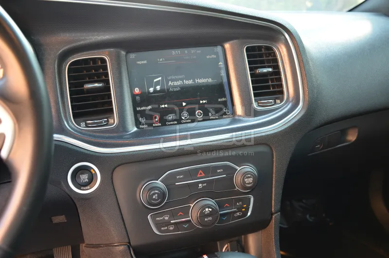 2015 دودج تشارجر ار تي