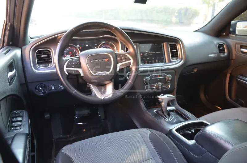 2015 دودج تشارجر ار تي