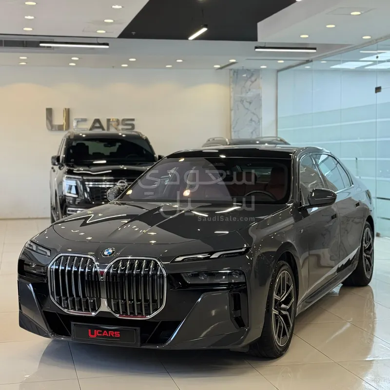 2025 بي ام دبليو الفئة اي