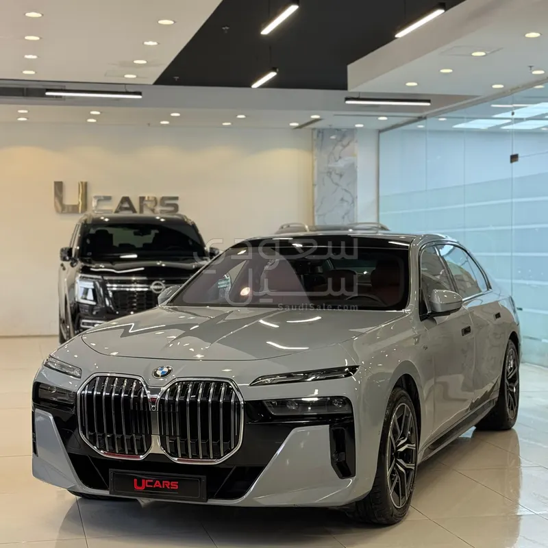 2025 بي ام دبليو الفئة اي