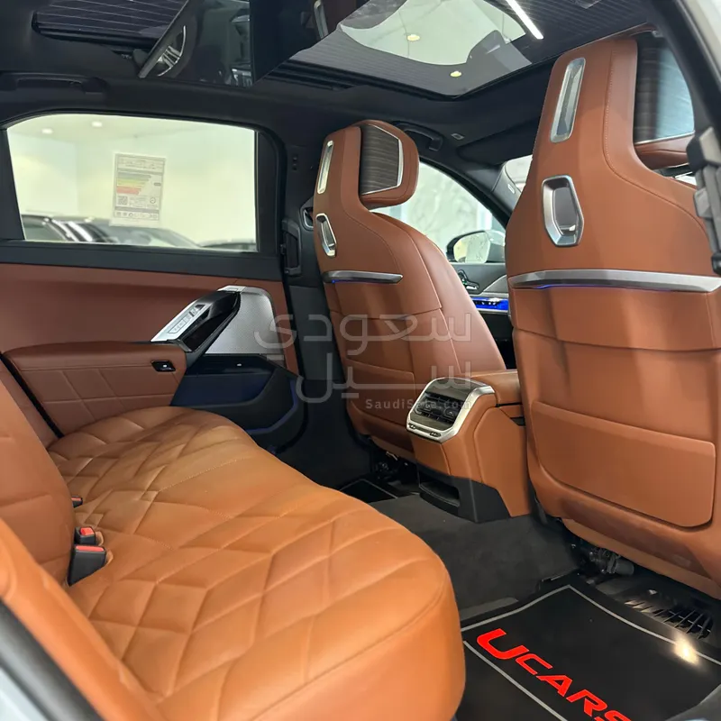 2025 بي ام دبليو الفئة اي