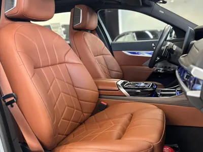 2025 بي ام دبليو الفئة اي