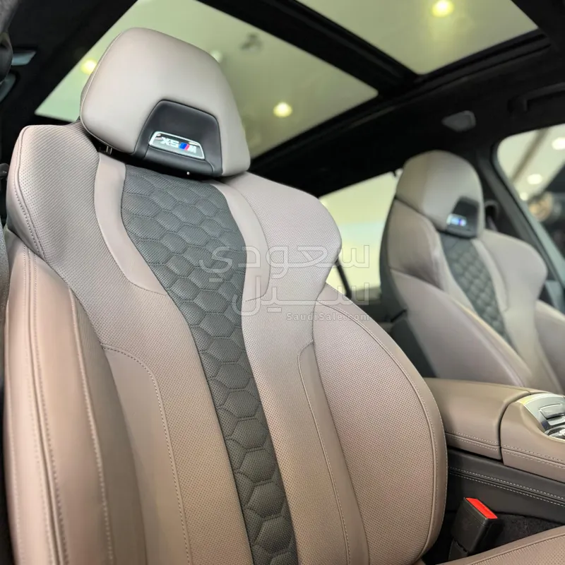 2024 بي ام دبليو الفئة اكس 5 إم