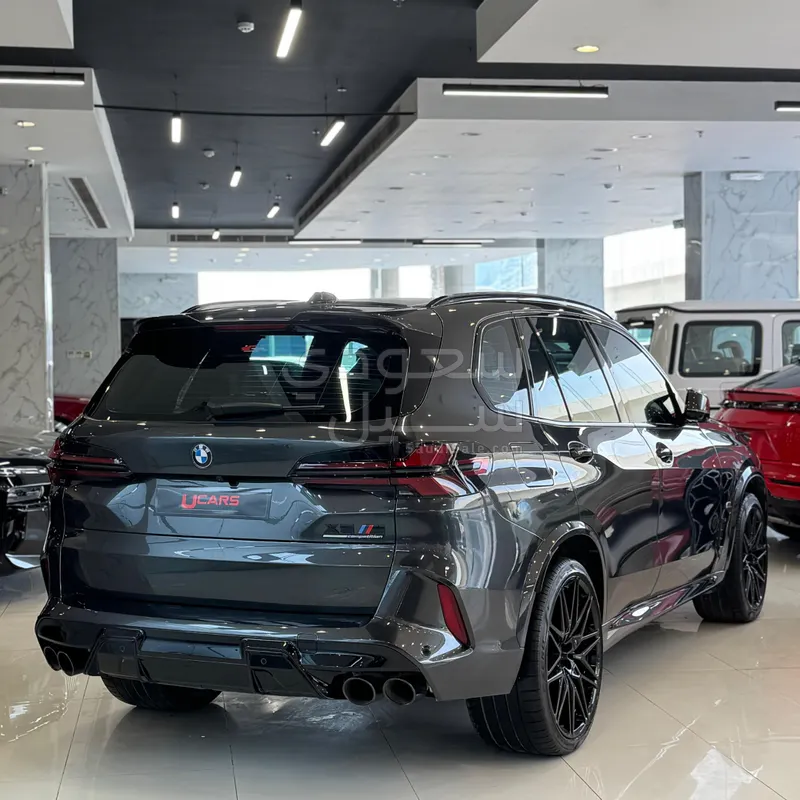 2024 بي ام دبليو الفئة اكس 5 إم