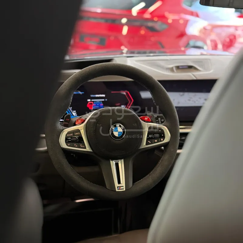 2024 بي ام دبليو الفئة اكس 5 إم