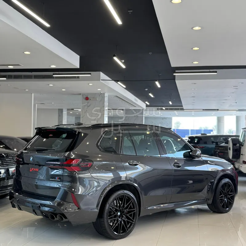 2024 بي ام دبليو الفئة اكس 5 إم