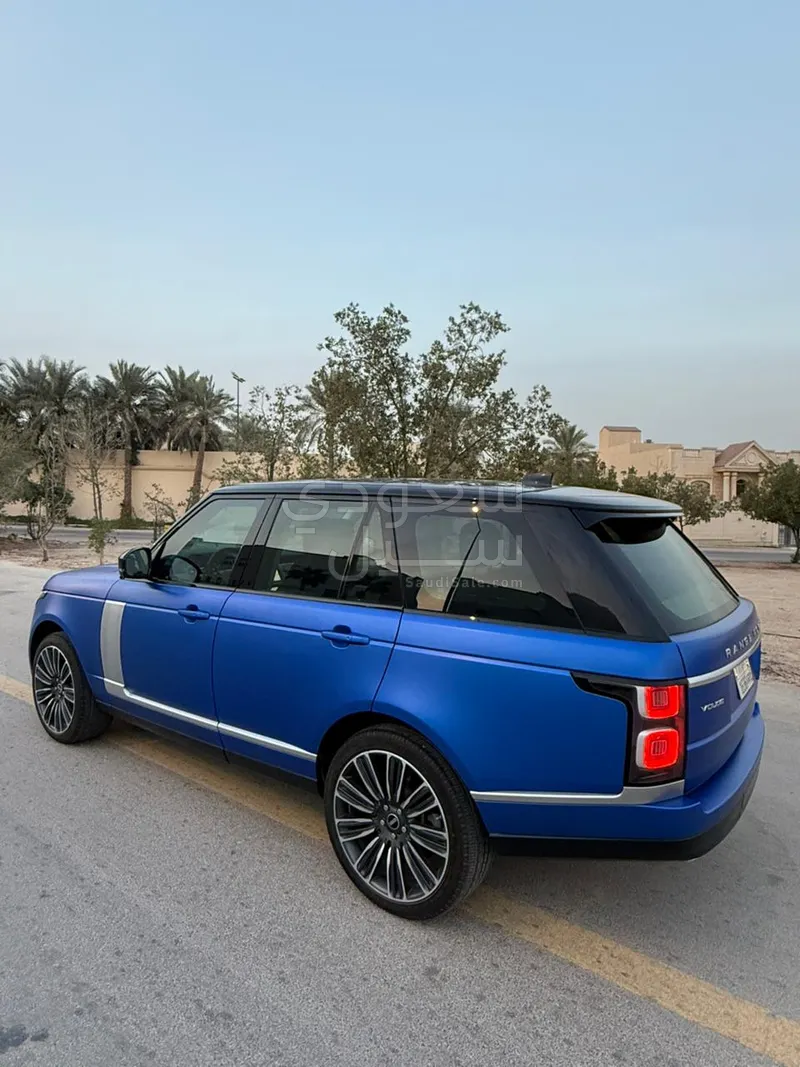 2018 لاند روفر رينج روفر فوج ان اي