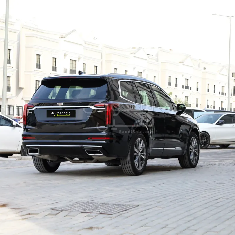 2021 كاديلاك اكس تي 6