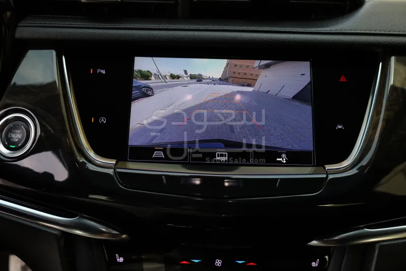 2021 كاديلاك اكس تي 6