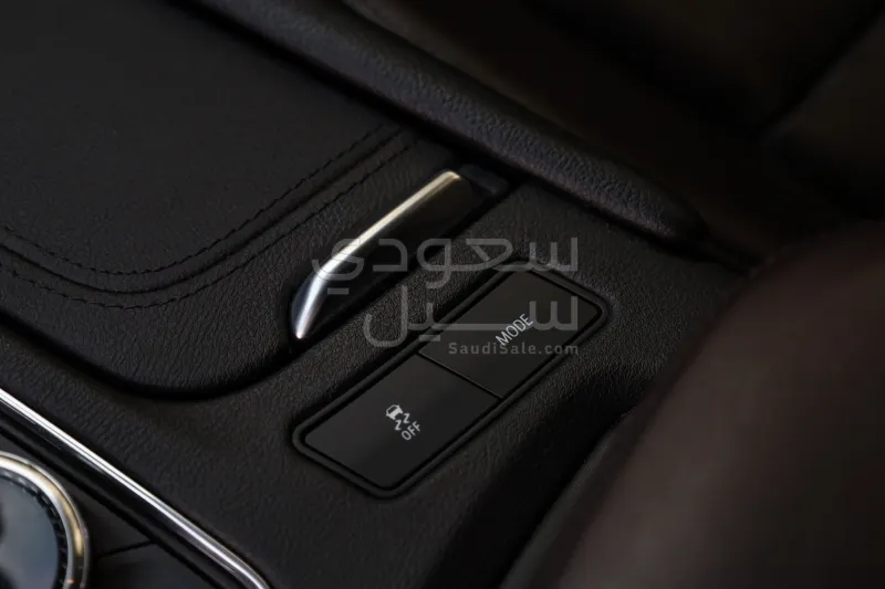 2021 كاديلاك اكس تي 6