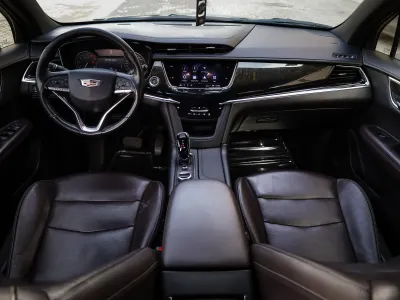 2021 كاديلاك اكس تي 6