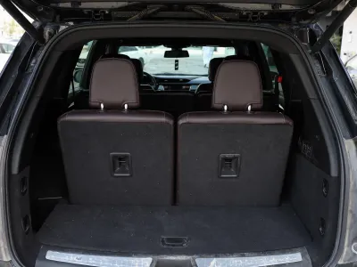 2021 كاديلاك اكس تي 6