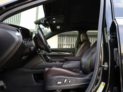 2021 كاديلاك اكس تي 6