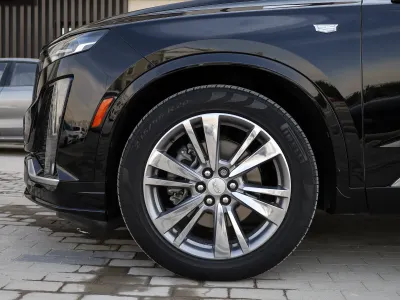 2021 كاديلاك اكس تي 6