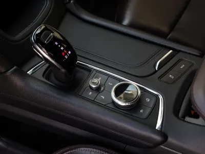 2021 كاديلاك اكس تي 6