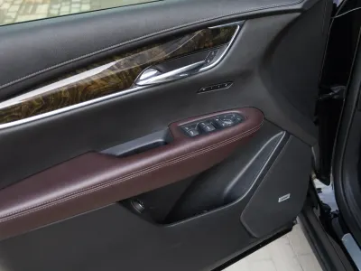 2021 كاديلاك اكس تي 6