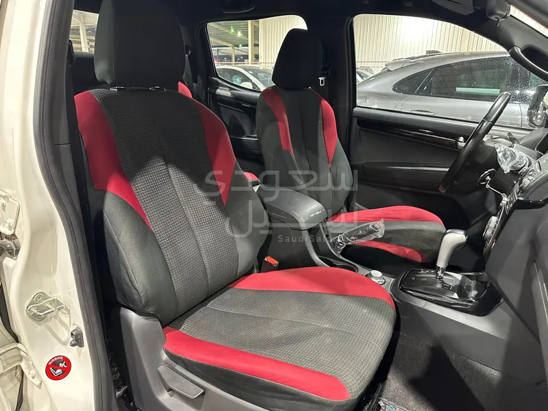 2018 ايسوزو دي ماكس جي تي