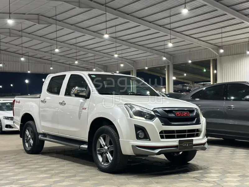 2018 ايسوزو دي ماكس جي تي