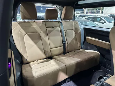 2025 لاند روفر ديفيندر اس اي