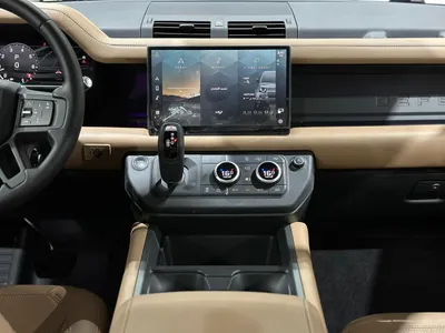 2025 لاند روفر ديفيندر اس اي