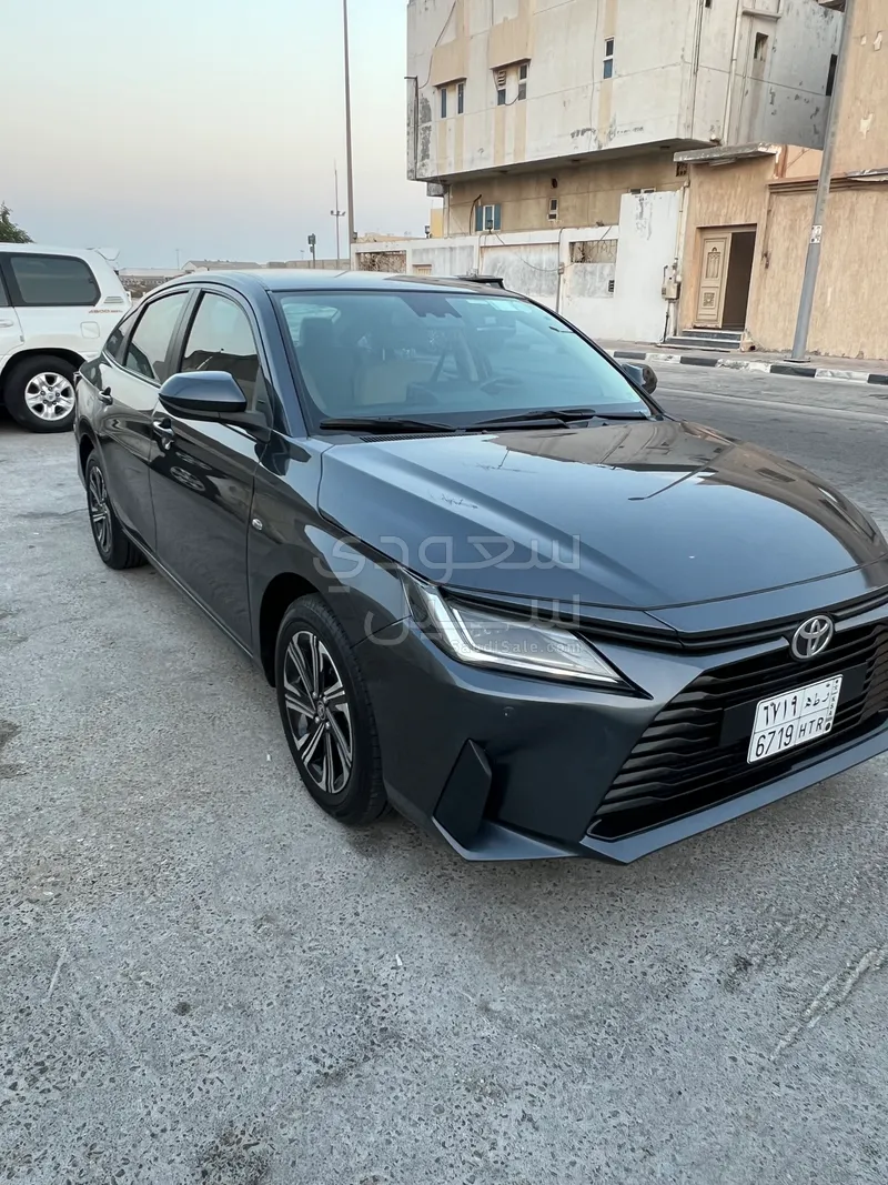 2023 تويوتا ياريس