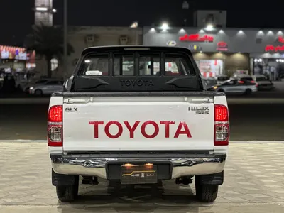 2013 تويوتا هاي لوكس غمارتين