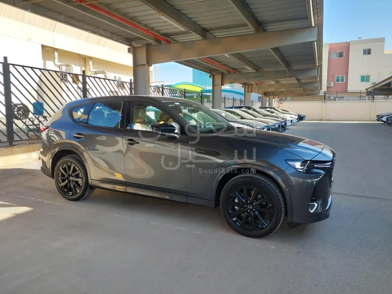 2025 مازدا سي اكس 60