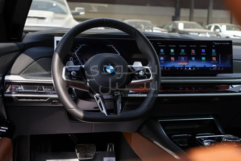 2026 بي ام دبليو الفئة السابعة 735أي