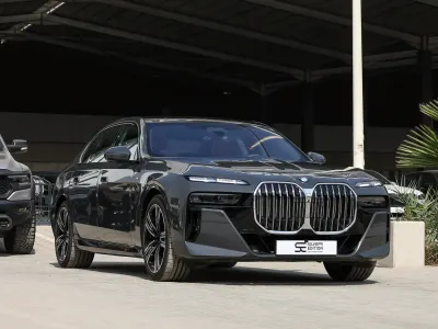 2026 بي ام دبليو الفئة السابعة 735أي