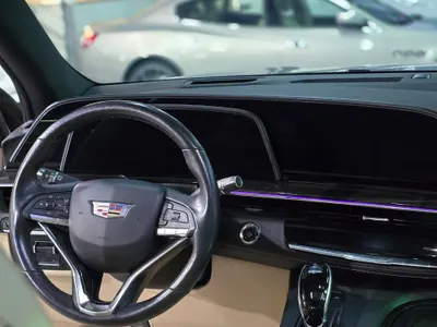 2021 كاديلاك اسكاليد