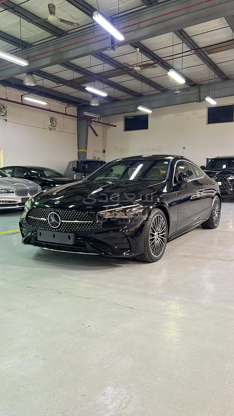 2025 مرسيدس - بنز سي إل إي 200