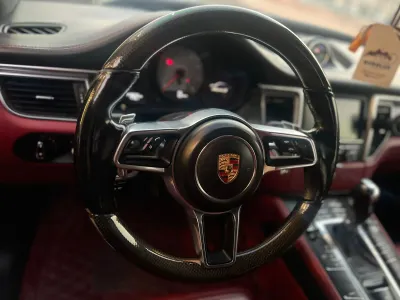 2015 بورش ماكان اس