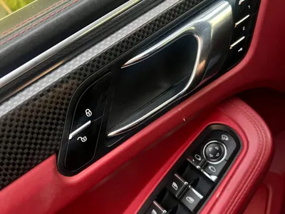 2015 بورش ماكان اس