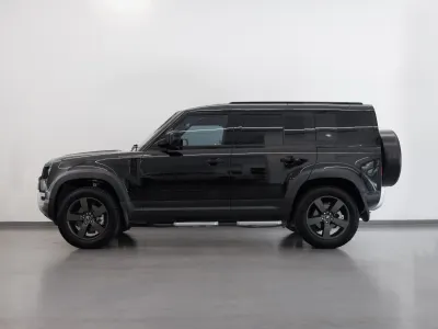 2023 لاند روفر ديفيندر اس اي