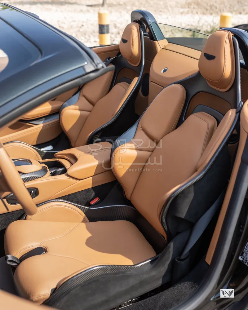 2023 Aston Martin Vantage V12