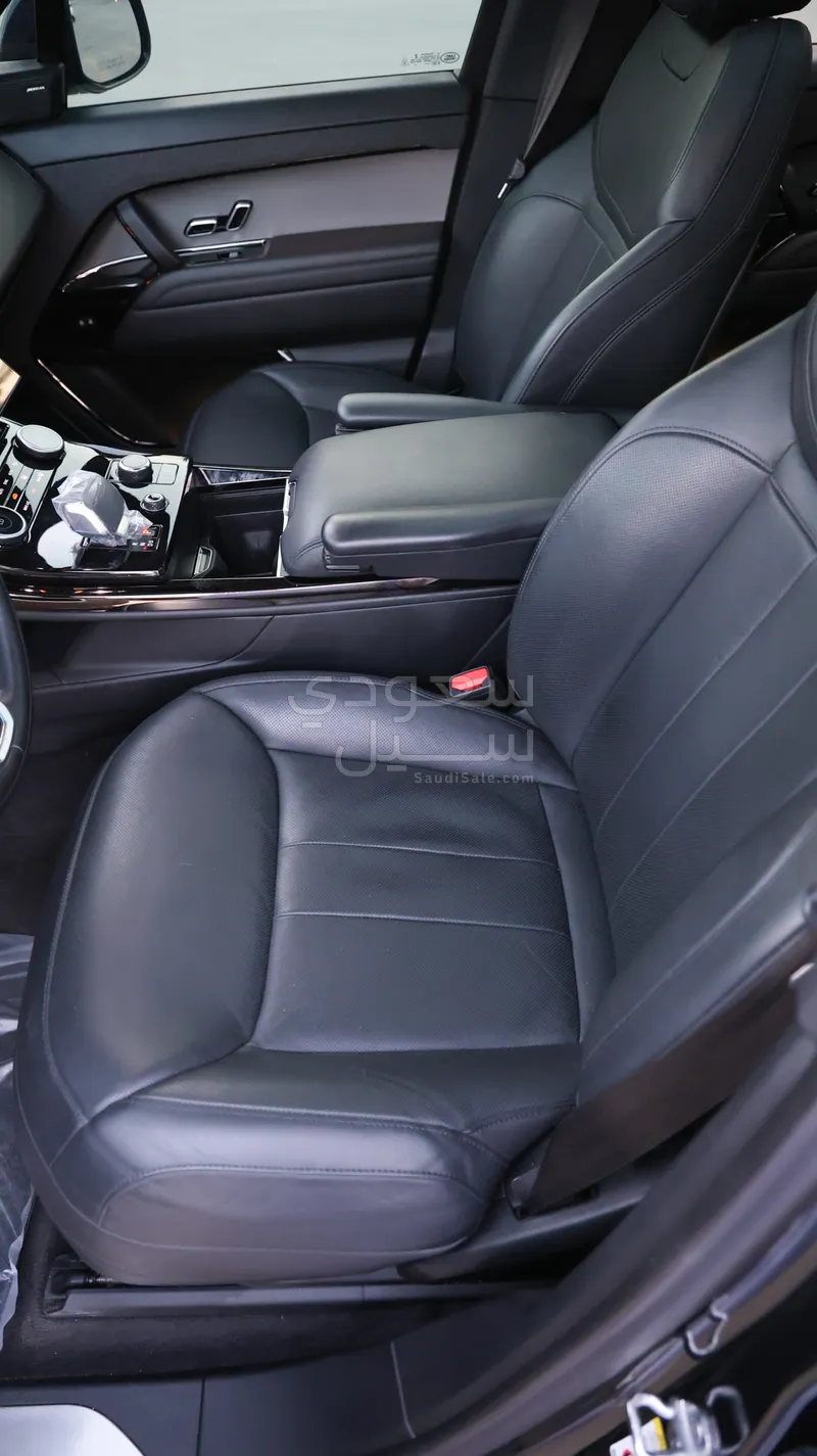 2023 لاند روفر رينج روفر سبورت اس اي