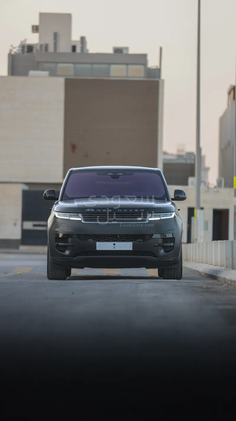 2023 لاند روفر رينج روفر سبورت اس اي