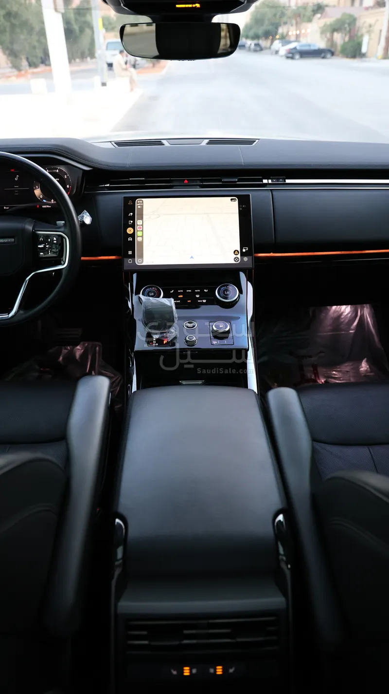 2023 لاند روفر رينج روفر سبورت اس اي