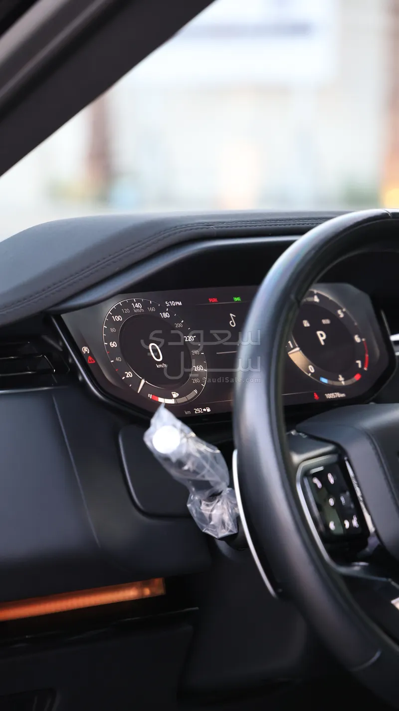 2023 لاند روفر رينج روفر سبورت اس اي