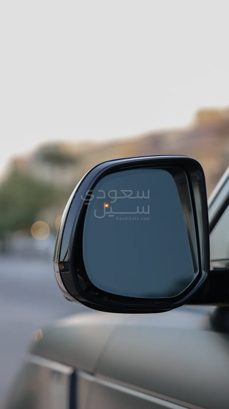 2023 لاند روفر رينج روفر سبورت اس اي